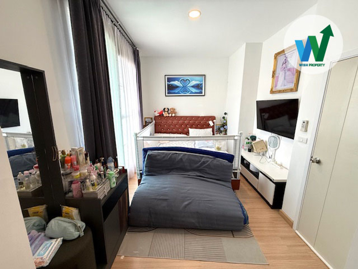 ขายทาวน์โฮมสมุทรปราการ สำโรง : ขายบ้านใกล้สนามบิน คิว ดิสทริค บางนา-กิ่งแก้ว 2 ที่จอดรถ สภาพใหม่ ต่อเติมพร้อมอยู่ ใกล้สระว่ายน้ำ ฟิตเนส มอเตอร์เวย์ 