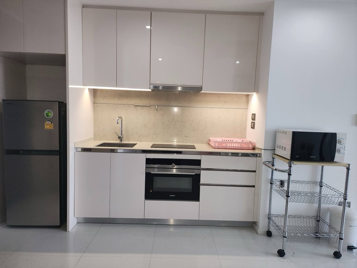 For RentCondoSathorn, Narathiwat : 🔥Cheapest rental, large room, fully furnished, thebangkok