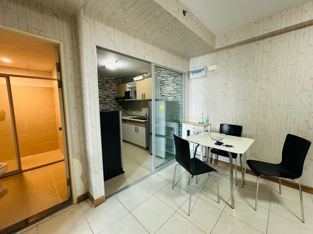 For RentCondoRattanathibet, Sanambinna : Spacious room, comfortable, near MRT Nonthaburi Government Center, easy travel, 2 bedrooms.