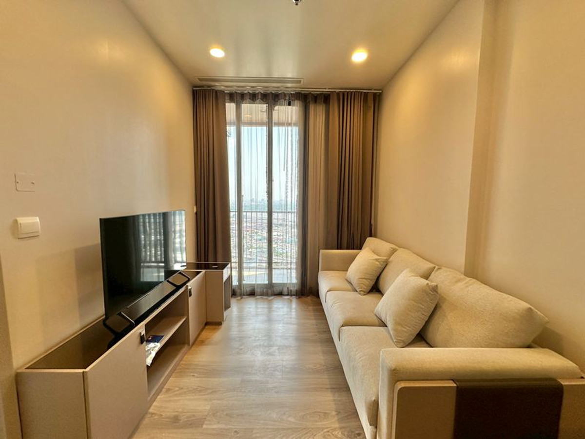 ให้เช่าคอนโดสุขุมวิท อโศก ทองหล่อ : Oka Haus Rama 4 Condo ห้องสวย วิวโล่ง ห้องใหม่ ว่างพร้อมให้เช่า