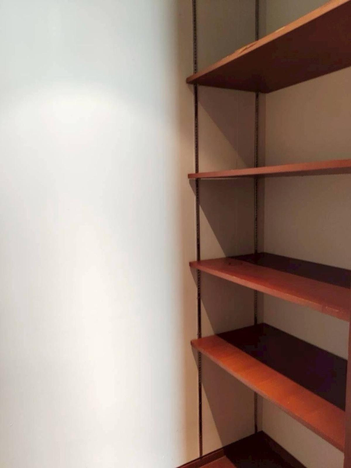 For RentCondoSathorn, Narathiwat : The Sukhothai Residences, luxury condo in the heart of the city, near BTS Saladaeng.