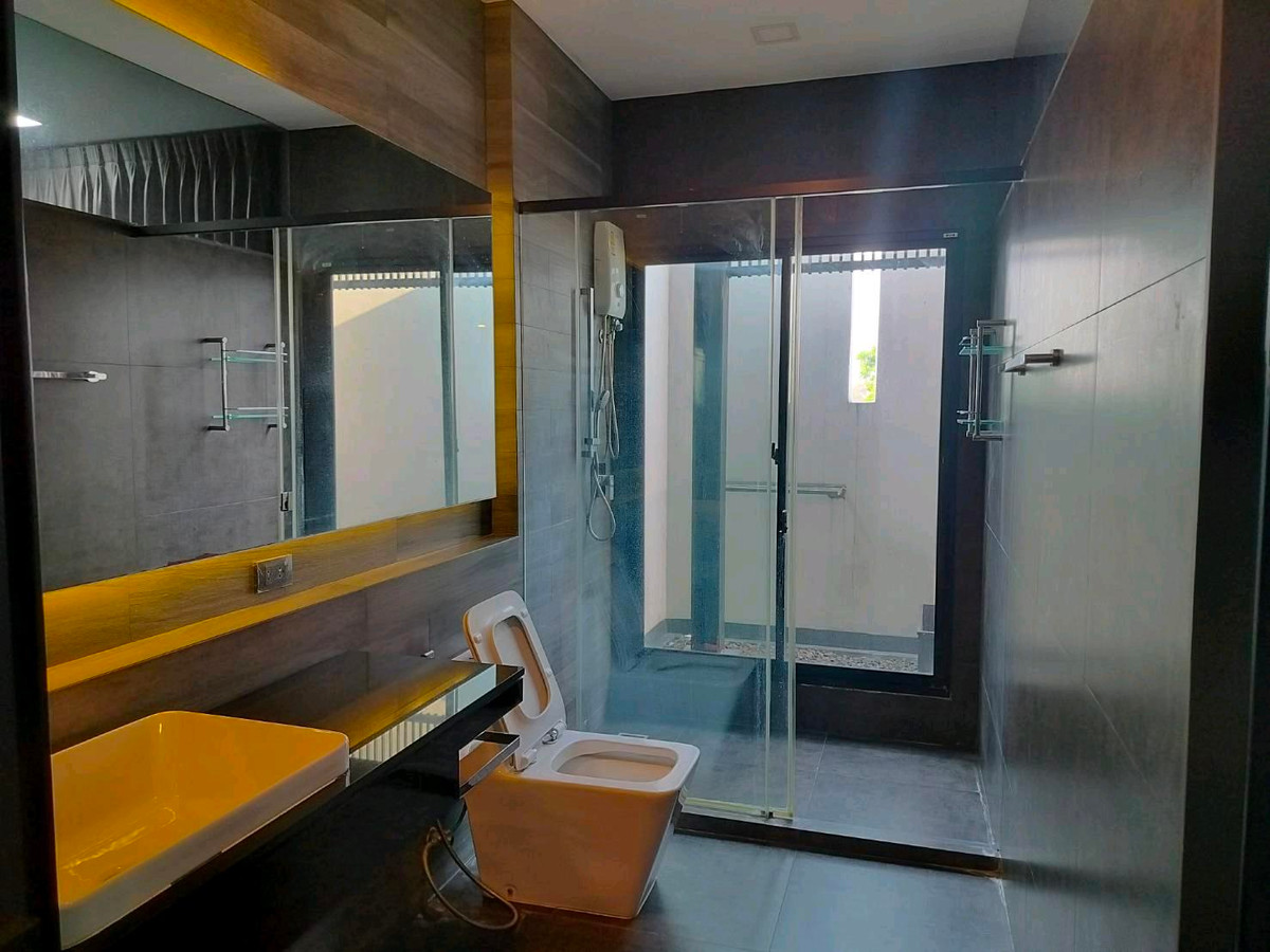 ทาวน์โฮมบางนา แบริ่ง ลาซาล : บ้านสวยตกแต่งพร้อมอยู่ วีเว่ทาวโฮม บางนา กม.7 Tel: 083-966-3665