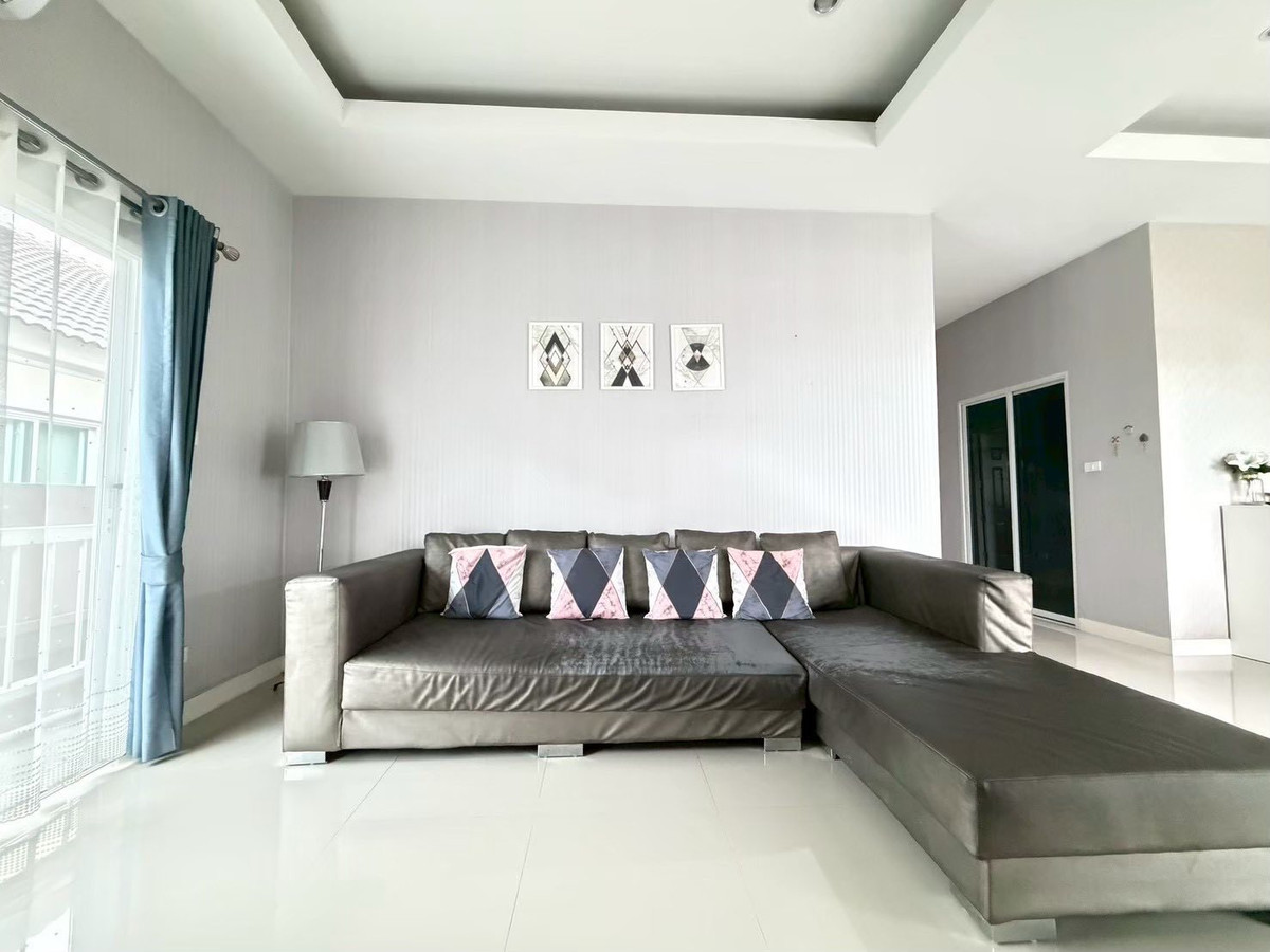 For SaleHousePattaya, Bangsaen, Chonburi : Rawiphon Village Rom Sai Nong Pla Lai / 3 Bedrooms (FOR SALE) BEWN144