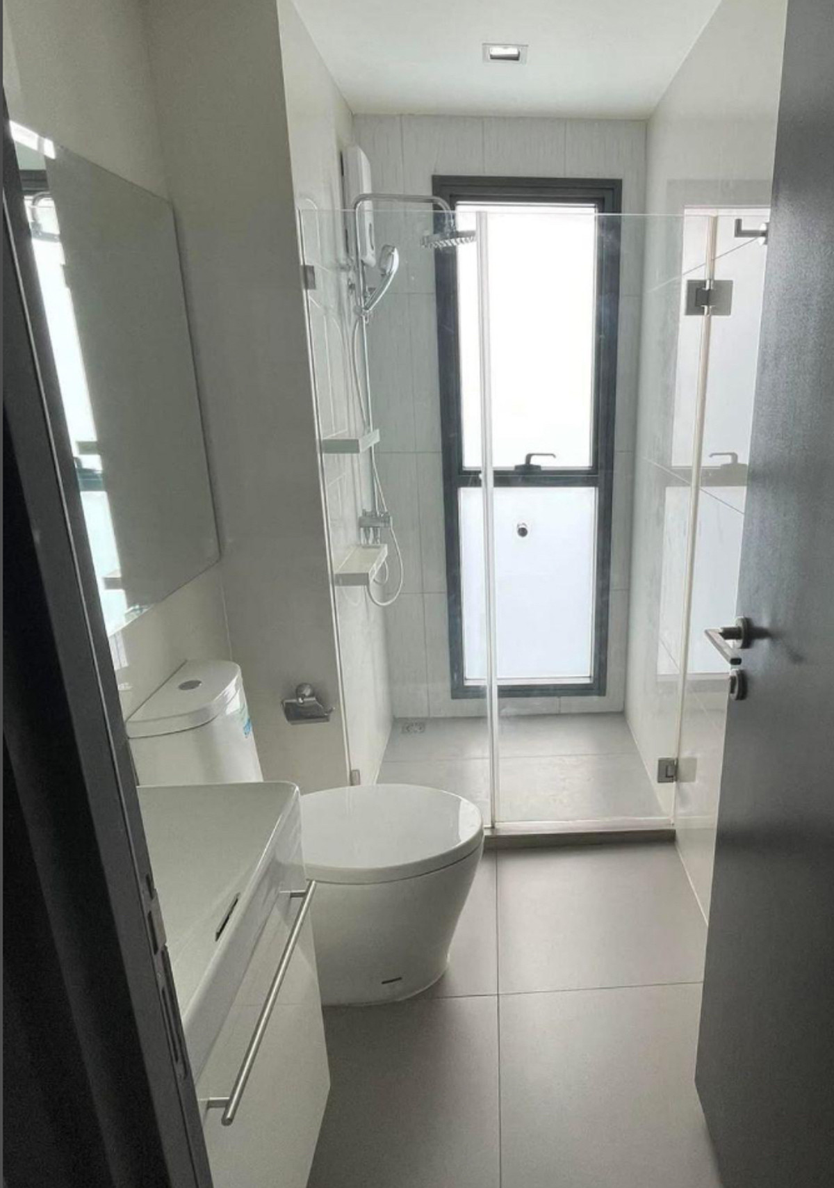 For SaleCondoRatchathewi,Phayathai : Rhythm Rangnam 47 sq.m. 2b1b Please add LINE ID @806qphgn o8415o5483