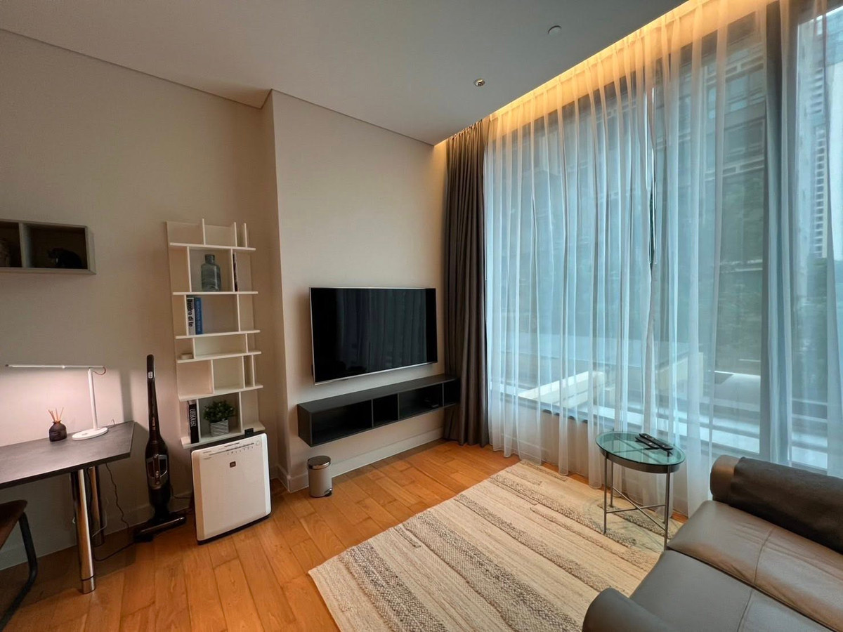 For RentCondoWitthayu, Chidlom, Langsuan, Ploenchit : Sindhorn Residence / 1 Bedroom (FOR RENT), Sindhorn Residence / 1 Bedroom (Rent) BJ076