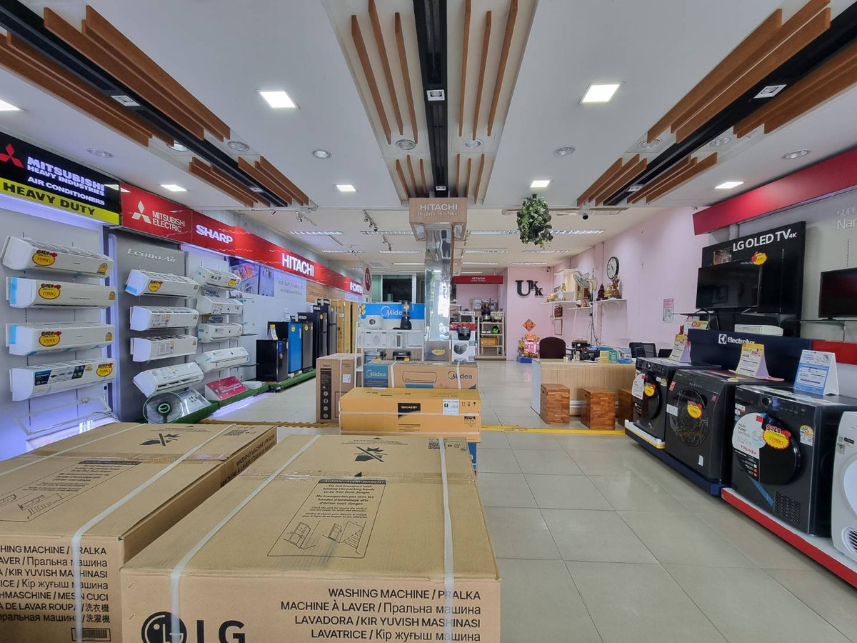 ขายอาคารพาณิชย์นนทบุรี บางใหญ่ บางบัวทอง : อาคารพาณิชย์ ซอยวัดลาดปลาดุก / 4 ห้องนอน (ขาย), Commercial Building Soi Wat Lat Pla Duk / 4 Bedrooms (FOR SALE) AOM097