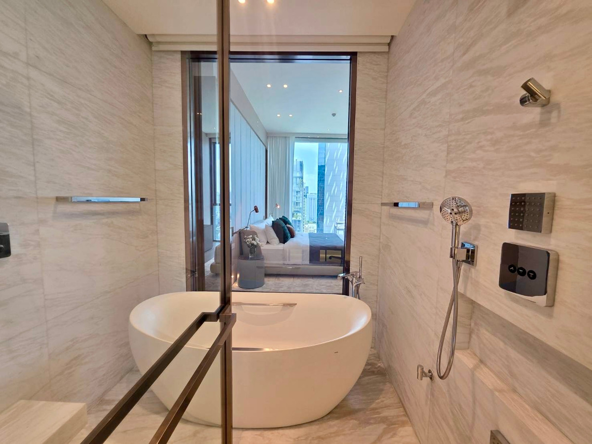 For SaleCondoWitthayu, Chidlom, Langsuan, Ploenchit : Scope Langsuan: 2bed 2.5bath 161.65sqm. 105,000,000 Brandnew, Fully Furnished, Embassy view Am: 0656199198