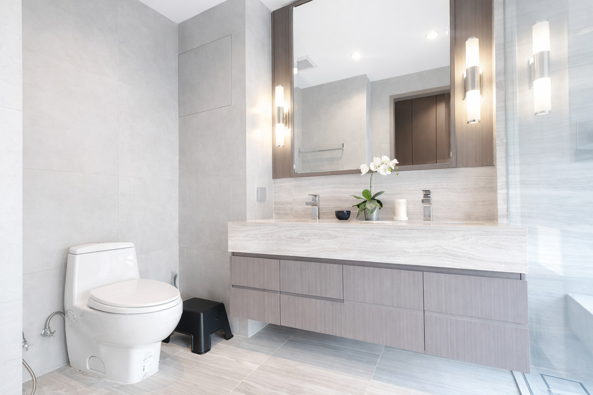 ขายคอนโดสาทร นราธิวาส : ขายด่วน The Diplomat Sathorn ห้องใหญ่ 2 ห้องนอน สุดพรีเมียม แต่งครบ พร้อมอยู่ นัดหมายเข้าชมทัก 063-616-5390