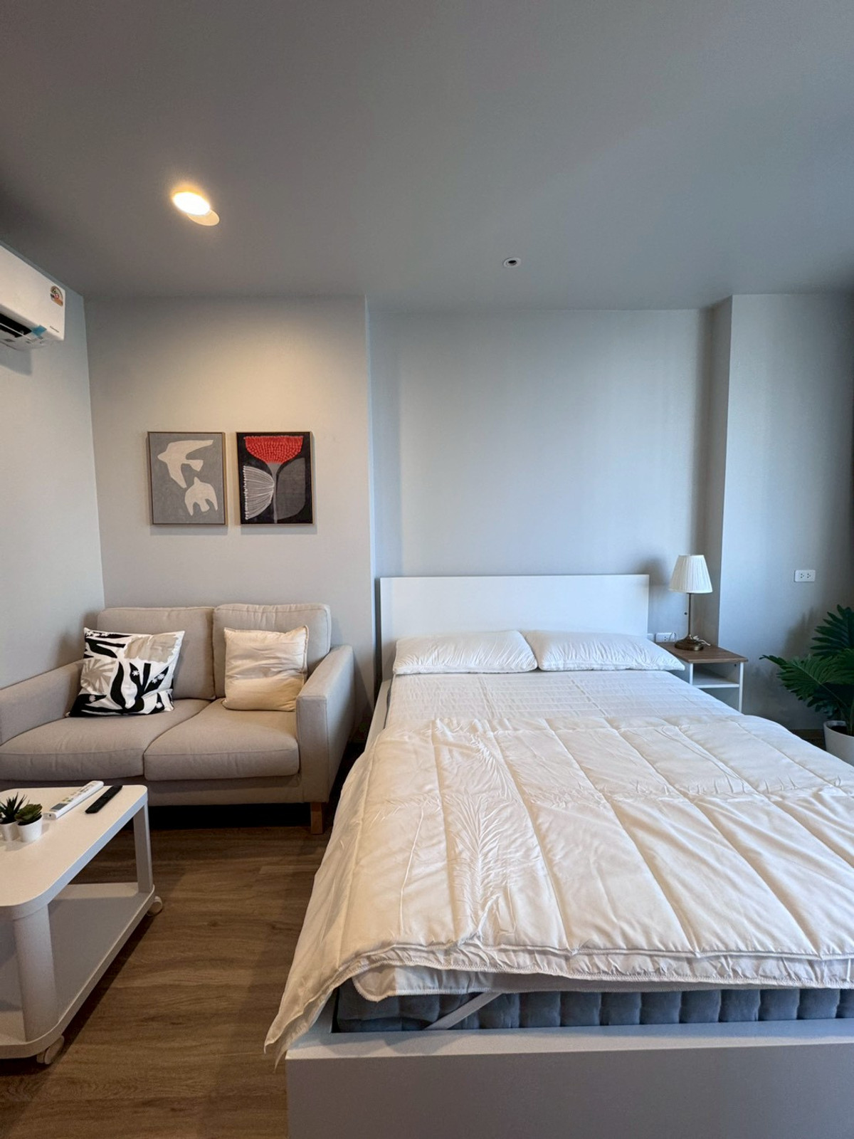 For RentCondoSukhumvit, Asoke, Thonglor : New Renovate FOR RENT Culture Thonglor Studio 26 sq.m. Ready to move in 300 m. to BTS Thonglor 22,000 THB / month