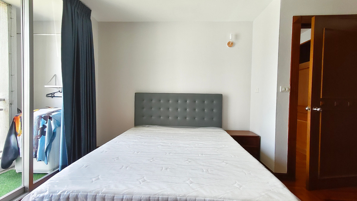 ให้เช่าคอนโดสุขุมวิท อโศก ทองหล่อ : คอนโด 2 ห้องนอน 1 ห้องน้ำ ขนาด 60 ตารางเมตร ที่อโศกเพลส ให้เช่า 25,000 บาทต่อเดือน ซอยสุขุมวิท 21 สถานีรถไฟฟ้า BTS อโศก