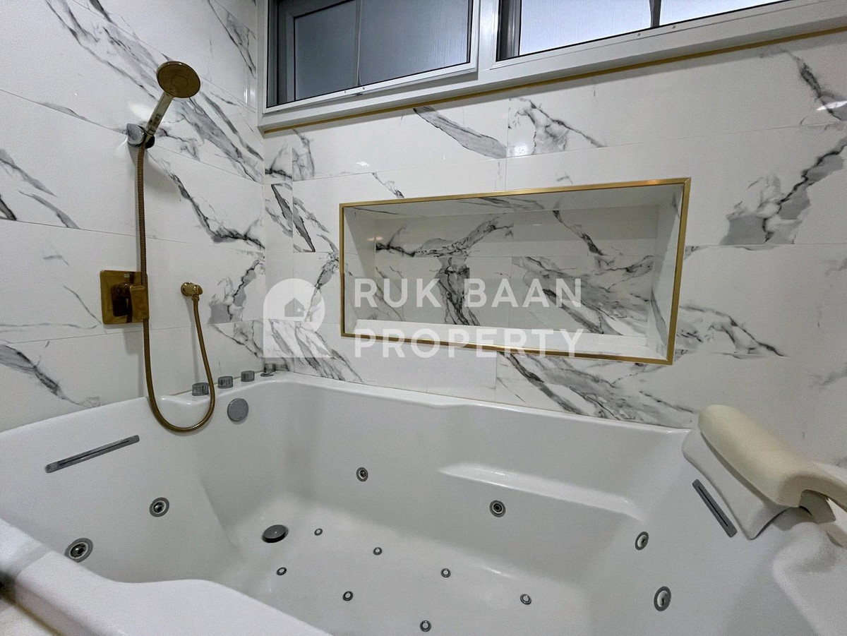 ขายทาวน์โฮมโชคชัย4 ลาดพร้าว71 : ขาย/SALE✨ Space (หมู่บ้าน Space ลาดพร้าวเหม่งจ๋าย)
