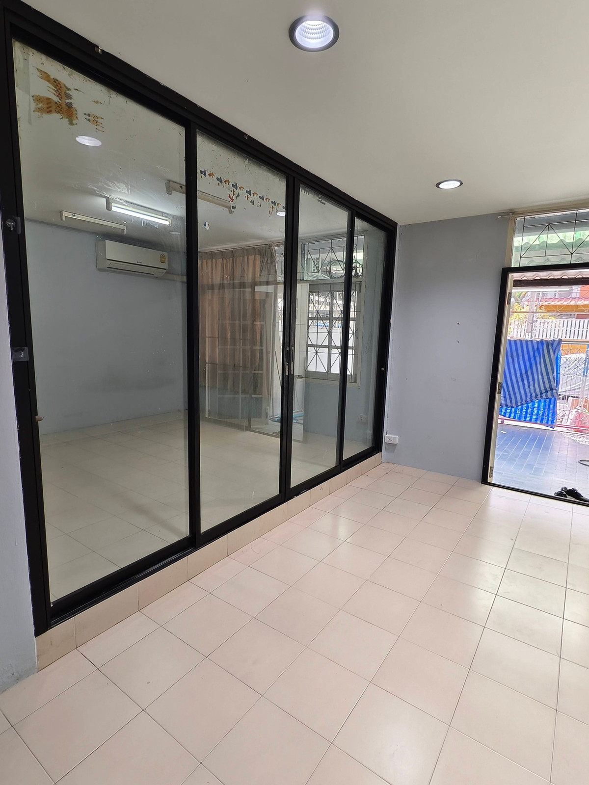 ให้เช่าทาวน์โฮมลาดพร้าว101 แฮปปี้แลนด์ : ⚡ ให้เช่า ทาวน์โฮม 2 ชั้น หมู่บ้านประชากรไทย ซอย ลาดพร้าว 93  ขนาด 23 ตร.ว. ⚡