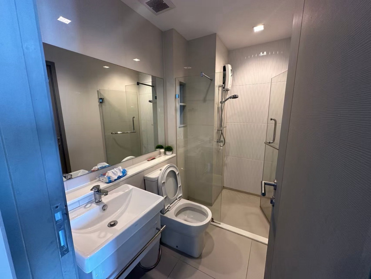 ให้เช่าคอนโดพระราม 9 เพชรบุรีตัดใหม่ RCA : life asoke rama9 ห้องสวยชั้นสูง