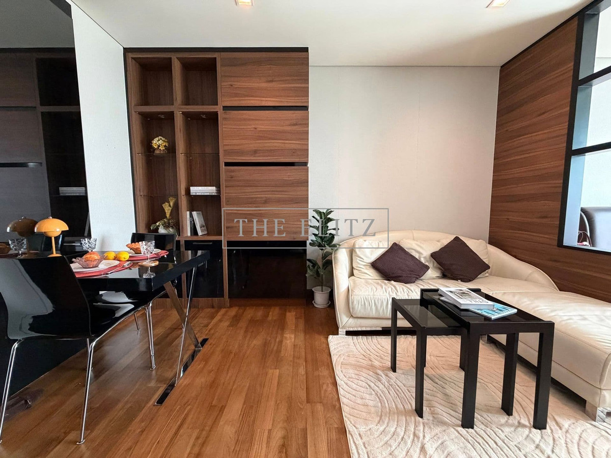 For RentCondoSukhumvit, Asoke, Thonglor : ✨ Turn a condo into a valuable asset in the heart of the CBD ✨ IVY Thonglor, location near J Avenue on a truly affordable budget.