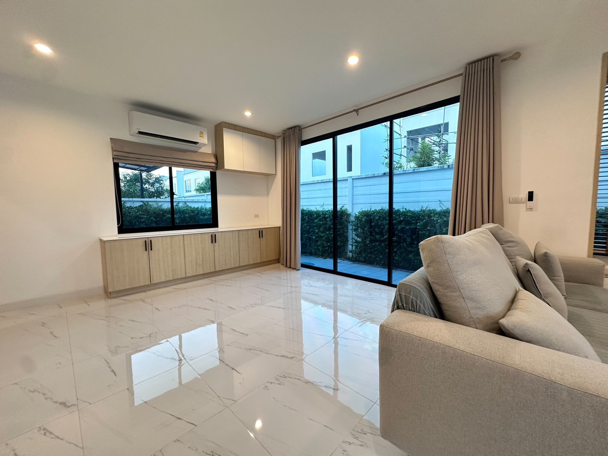 For SaleHouseBangna, Bearing, Lasalle : House for sale Como Bianca II Bangna price 6,990,000 baht [NCh260301]