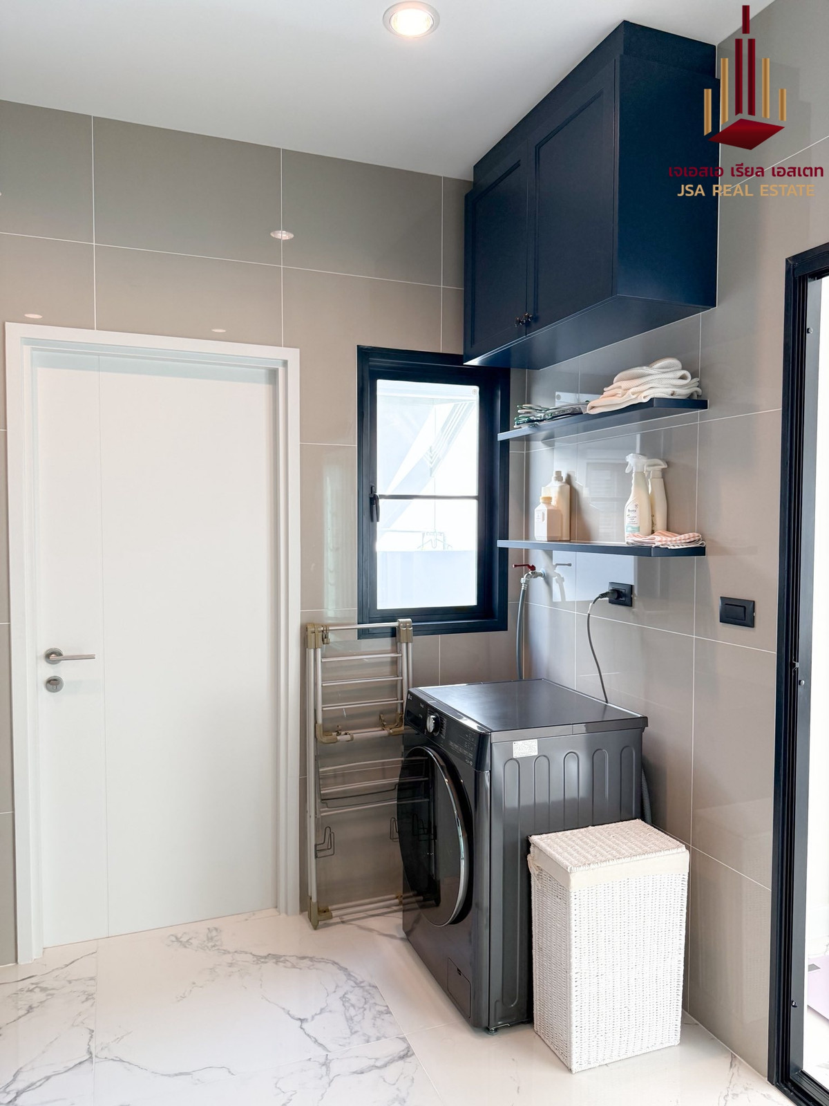 For RentHouseNawamin, Ramindra : ✨ For Rent: Setthasiri Watcharapol - Theprak ✨ 💰 Only 95,000 THB/month