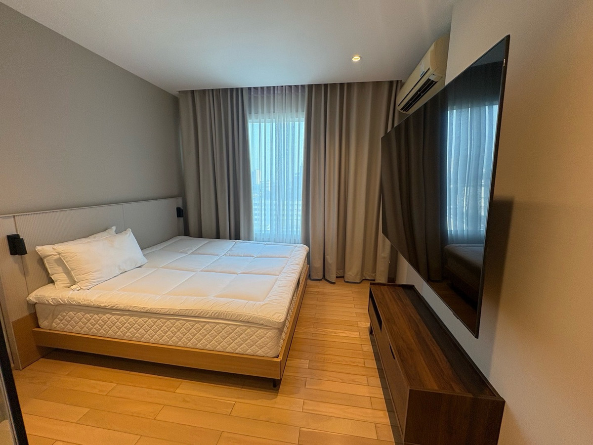 For RentCondoSukhumvit, Asoke, Thonglor : 🔥Rent 2BR🔥Pool view🔥Floor12🔥70sqm🔥50,000/month🔥