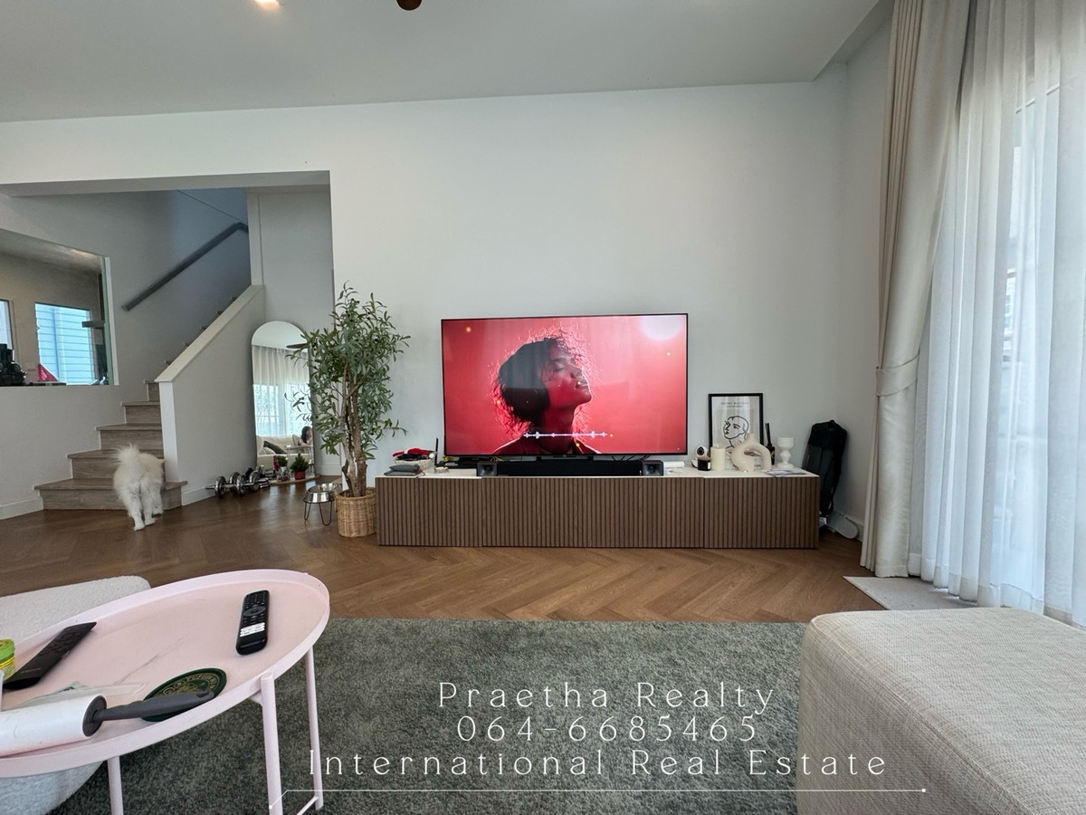 ให้เช่าบ้านบางนา แบริ่ง ลาซาล : ให้เช่าด่วน บ้านเดี่ยว ทำดีมาก วิลลาจิโอ2 ศรีนครินทร์-บางนา กม.7 ใกล้เมบางนาเพียง5นาที ราคาเพียง55,000บาท ราคานี้หายากมาก ตกแต่งสวยมาก ค่ะ 
3นอน3น้ำ 137 ตรม