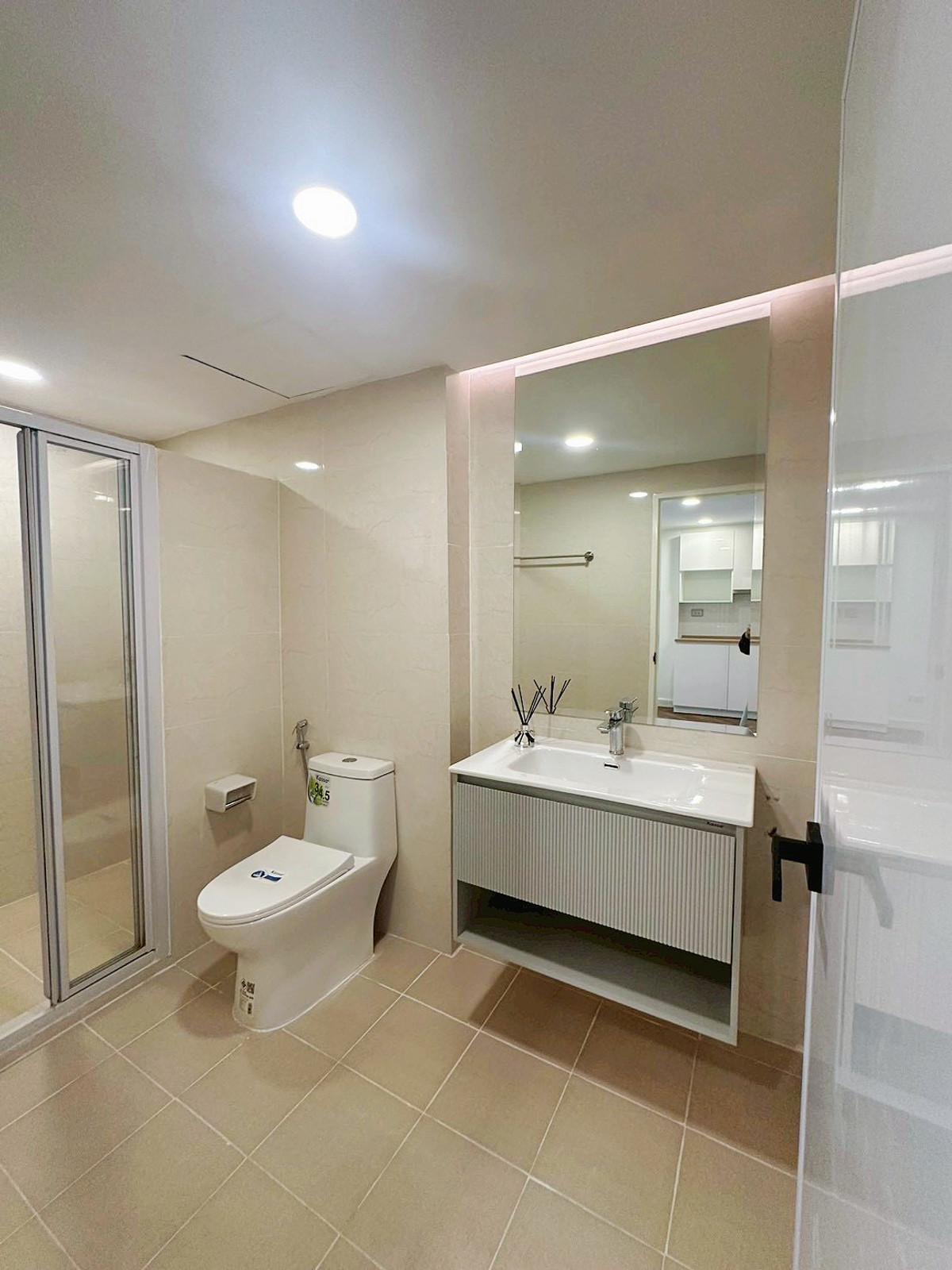 ขายคอนโดรัชดา ห้วยขวาง : ขาย คอนโดรีโนเวทPremium ใหม่ เลี้ยงสัตว์ได้! ย่านห้วยขวาง-เหม๋งจ๋าย-รามอินทรา พร้อมอยู่ นัดชมเลย 084-976-1441