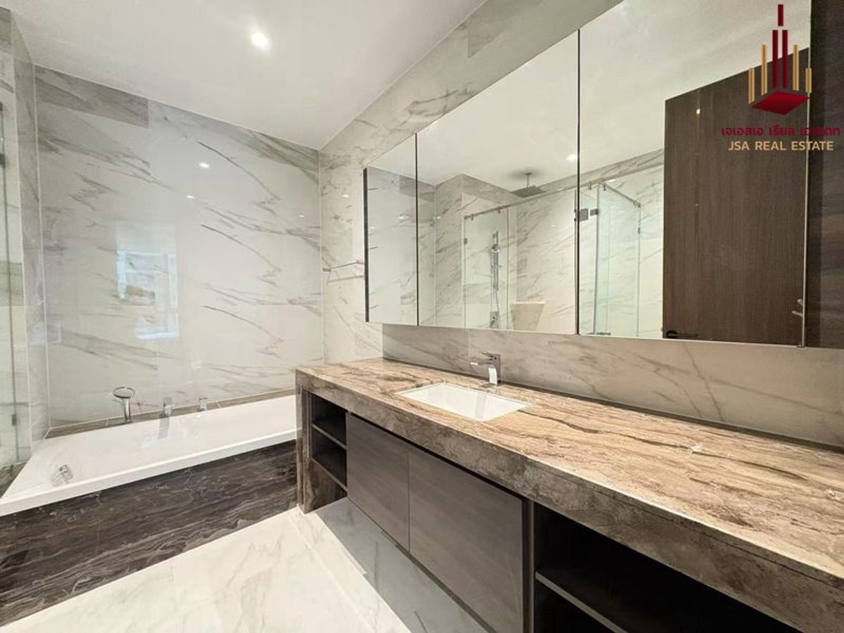 For RentCondoSathorn, Narathiwat : ✨ For Rent: Supalai ICON Sathorn Condo ✨ 💰 Only 120,000 THB/month