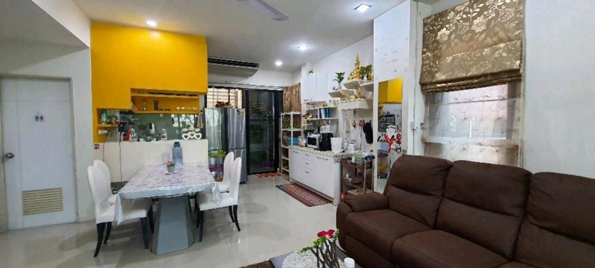 ทาวน์โฮมเกษตร นวมินทร์ ลาดปลาเค้า : ขาย/ ให้เช่าทาว์นโฮม  3 ชั้น 3 หัองนอน 250 ตรม หลังมุม หมู่บ้านอีโค-สเปซ เกษตร-นวมินทร์