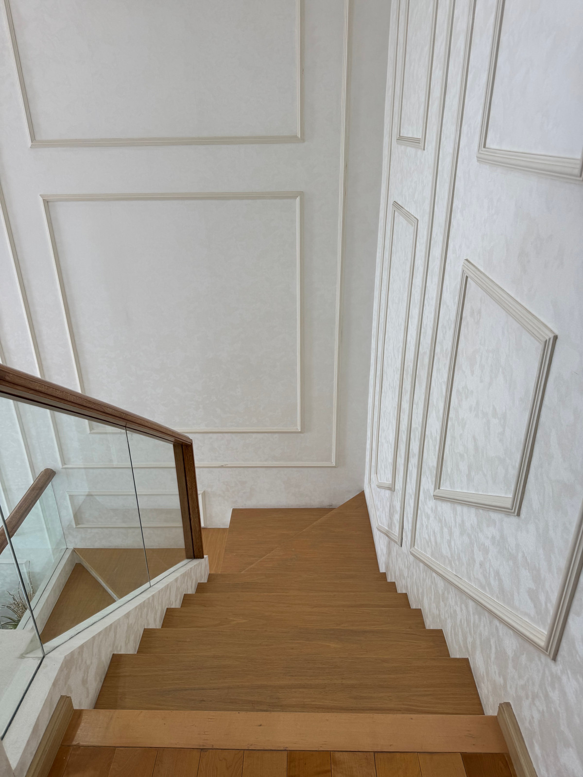 ให้เช่าคอนโดพระราม 9 เพชรบุรีตัดใหม่ RCA : ให้เช่า Villa Asoke Duplex ชั้นสูง พื้นที่กว้าง 90 ตร.ม. ห้องสวยหรูสภาพนางฟ้า