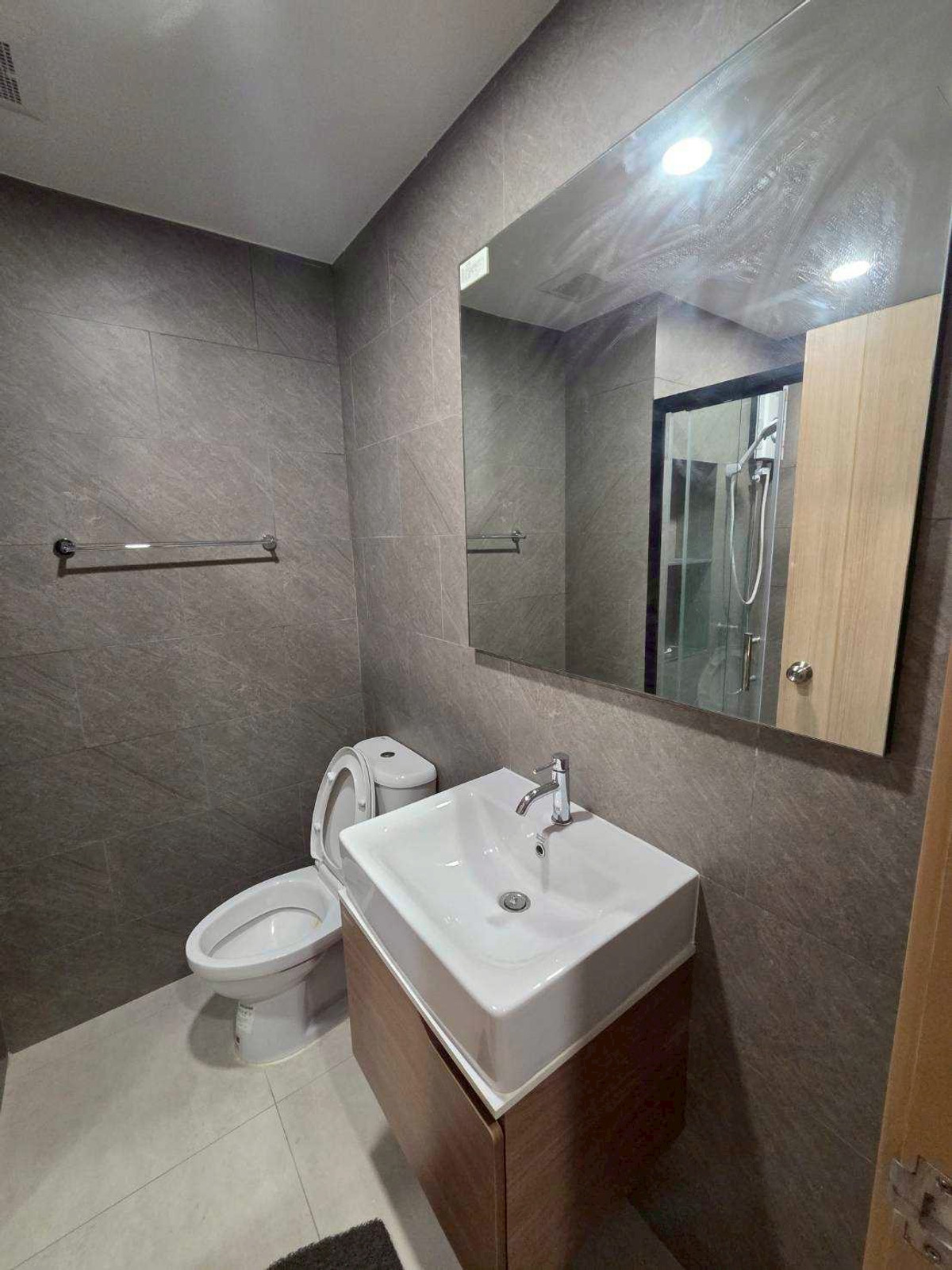 For RentCondoBang kae, Phetkasem : ✨ Fully furnished, has washing machine ✨ For rent, The Livin Phetkasem ✨