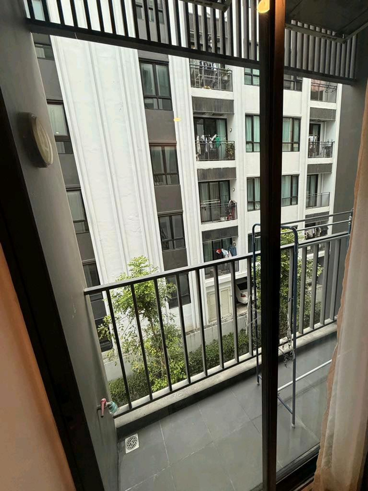 ให้เช่าคอนโดบางนา แบริ่ง ลาซาล : 💥Pet friendly condo  / คอนโดเลี้ยงสัตว์ได้FOR Rent Condo Brixton Pet&Play Sukhumvit 107 ให้เช่าคอนโด บริกซ์ตัน เพ็ทแอนด์เพย์ สุขุมวิท 107  #คอนโดเลี้ยงสัตว์ #brixtonpetandplay  #petfrindlyapartment  #เช่าคอนโด #คอนโดใกล้รถไฟฟ้า #apartmentforrent 🚫 Min