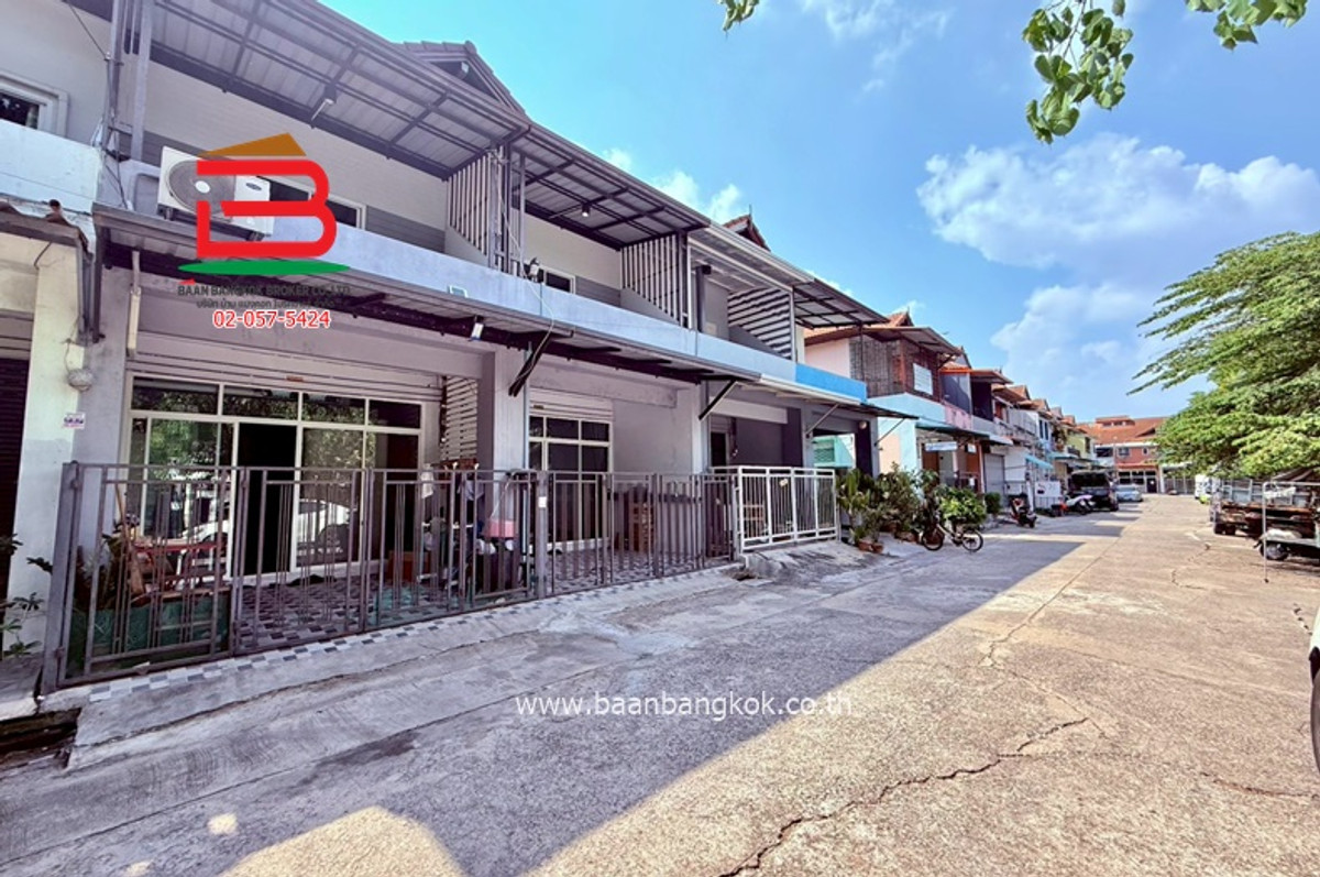 ขายทาวน์โฮมนนทบุรี บางใหญ่ บางบัวทอง : ทาวน์เฮ้าส์ พฤกษา 3 (ใกล้เซ็นทรัลเวสต์เกต) เนื้อที่ 16 ตรว. ตำบลบางคูรัด อำเภอบางบัวทอง จังหวัดนนทบุรี