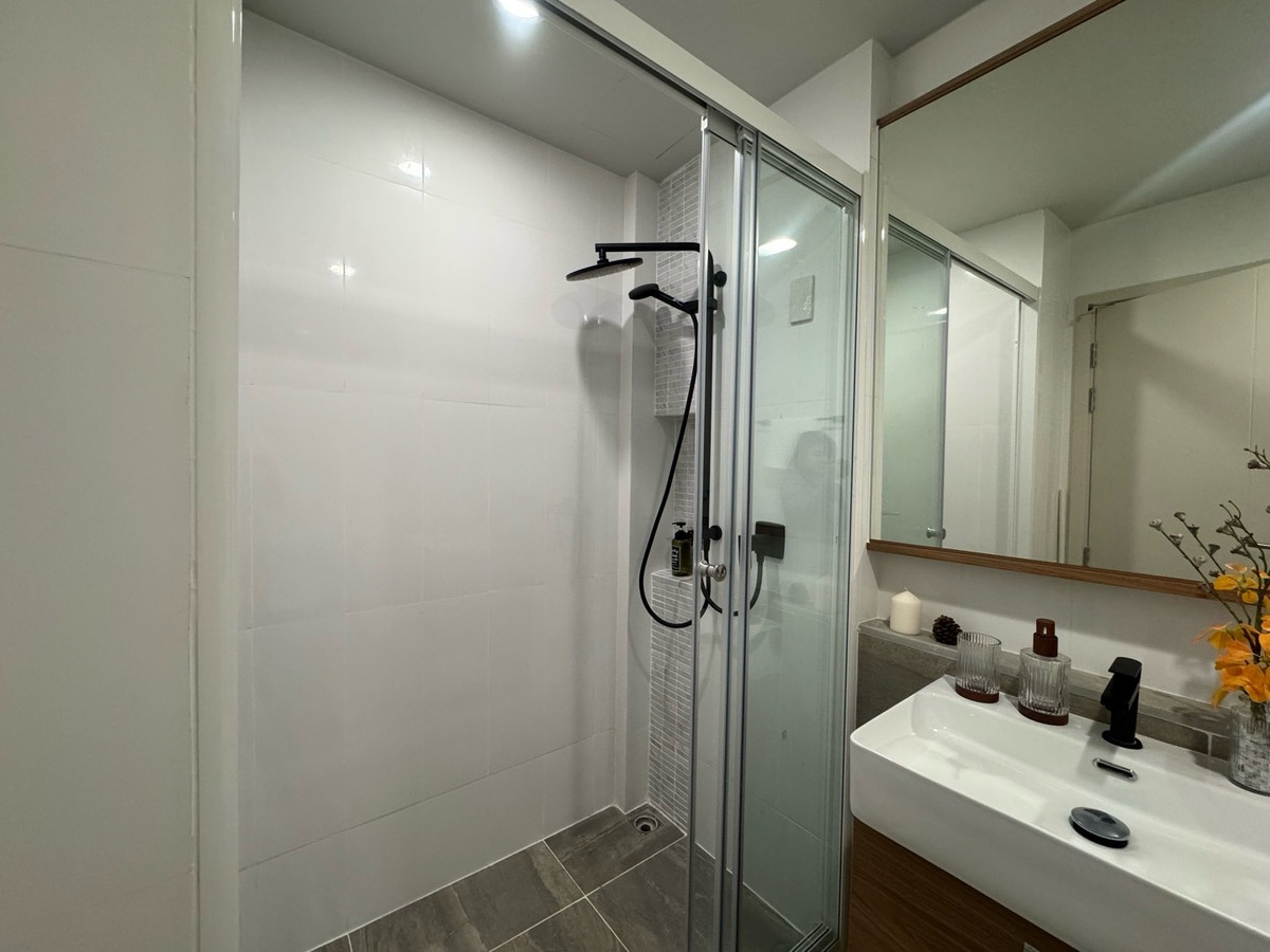 ขายคอนโดสุขุมวิท อโศก ทองหล่อ : ✨ Culture Thonglor 🚆 Only 250 meters from BTS Thonglor – easy walk!
🛏 Studio📏 26 sq.m.💰 Price: 3.99 MB
☎️Phat 064-642-8664