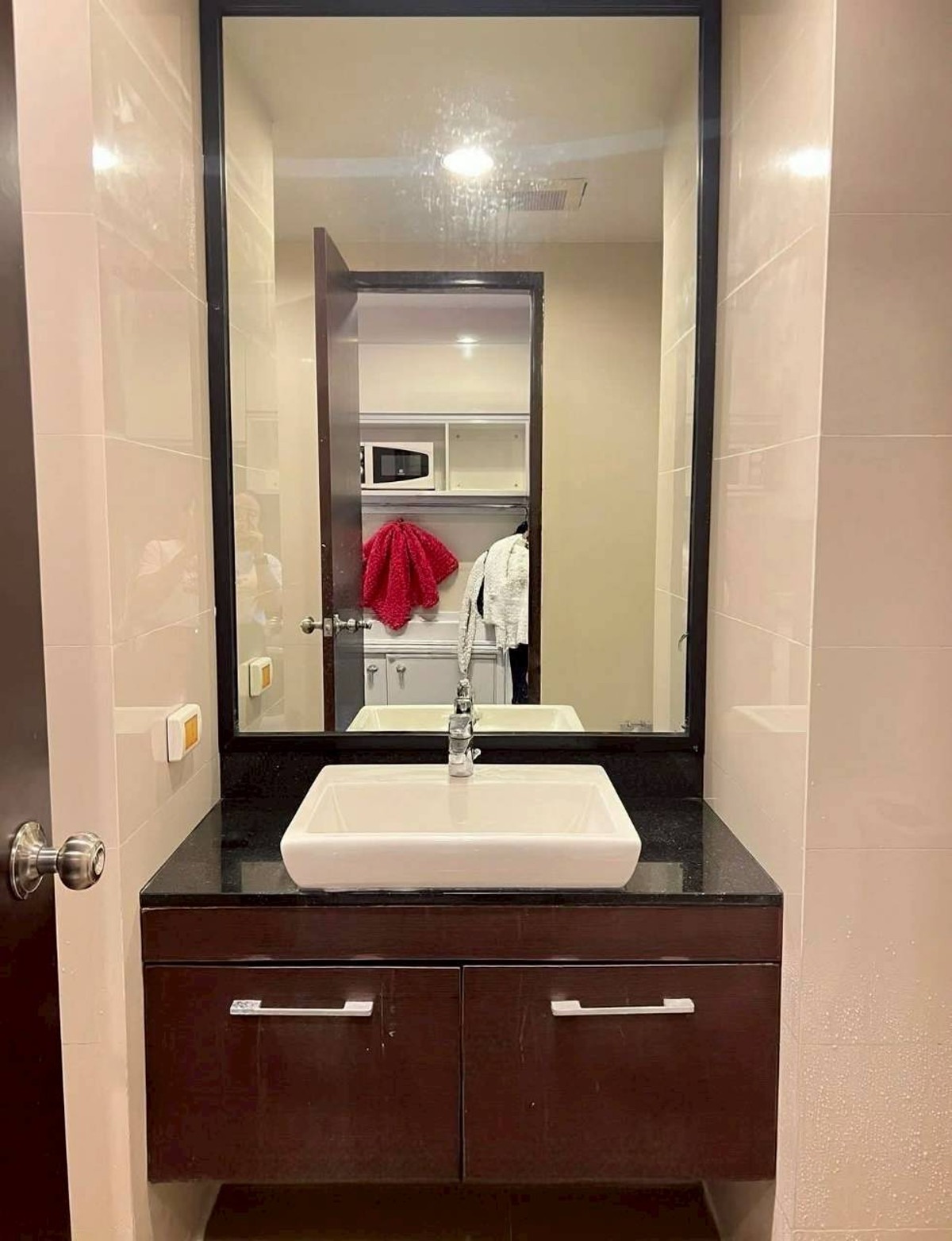 For RentCondoLadprao, Central Ladprao : ✅ LNL131 ✅ Line : @p2nproperty