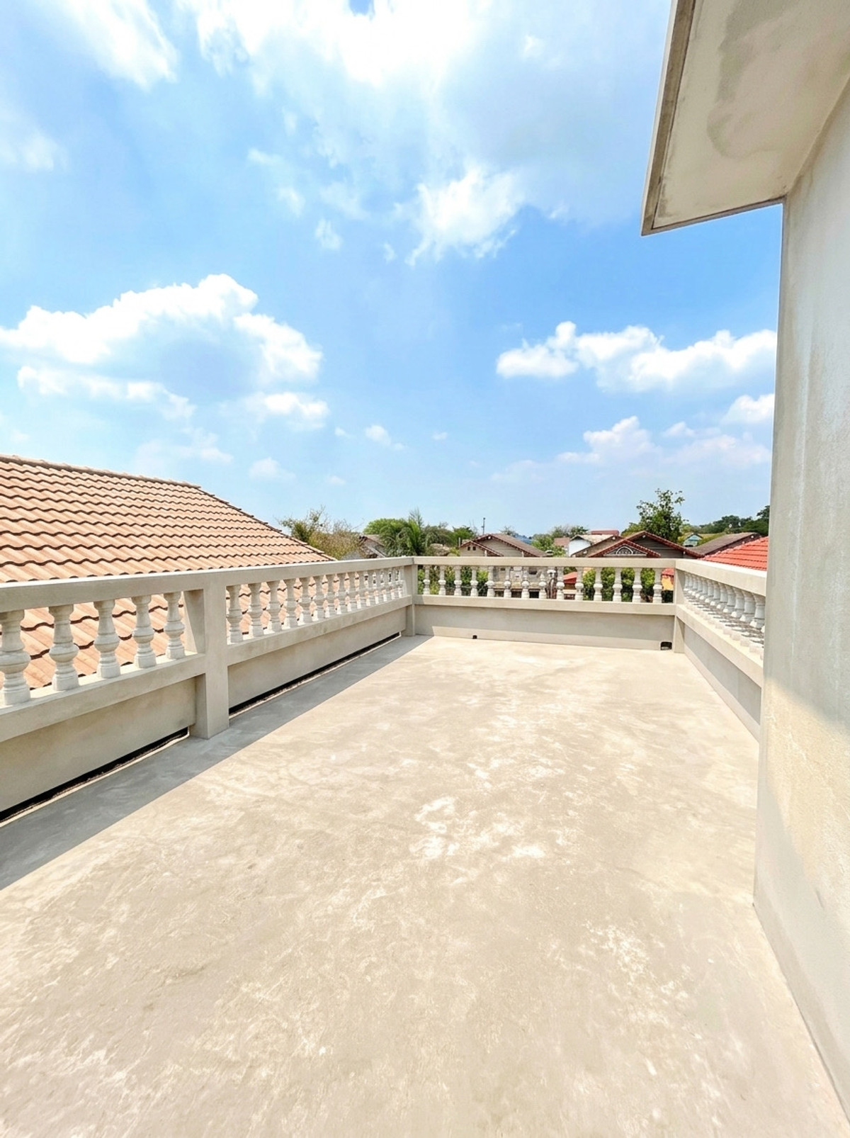 For SaleHousePathum Thani,Rangsit, Thammasat : Muang Ake Village Project 1 / 8 Bedrooms (For Sale), Muang Ake Village 1 / 8 Bedrooms (FOR SALE) BNS060