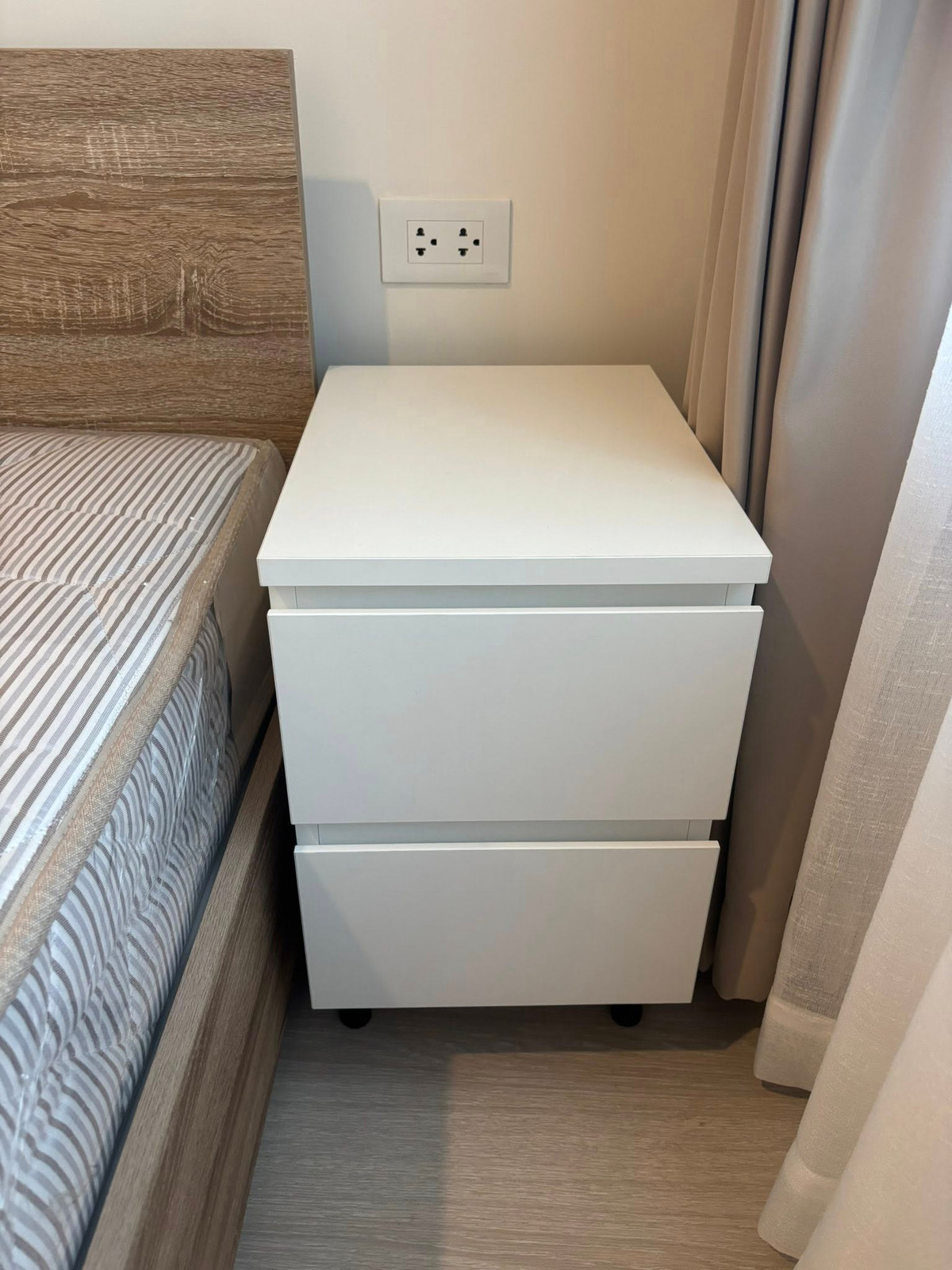 ให้เช่าคอนโดปิ่นเกล้า จรัญสนิทวงศ์ : ⭐️ ️NUE Noble Fai Chai - Wang Lang ⭐️  1ห้องนอน 1 ห้องน้ำ ห้องสวย มีเฟอร์นิเจอร์และเครื่องใช้ไฟฟ้าครบ