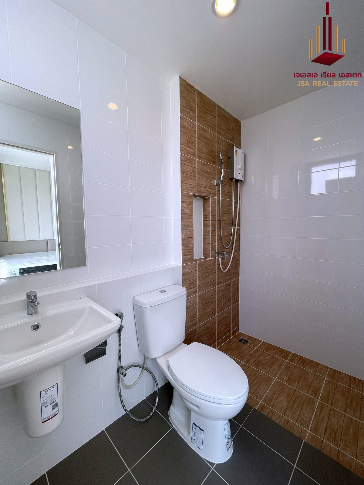 ให้เช่าทาวน์โฮมบางนา แบริ่ง ลาซาล :  ✨ For Rent: Pleno Sukhumvit-Bangna 3✨  💰 Only 60,000 THB/month