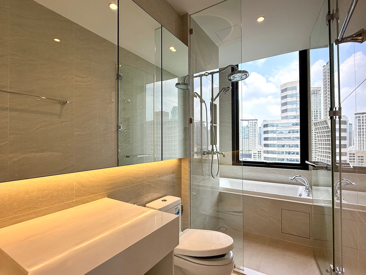 For RentCondoWitthayu, Chidlom, Langsuan, Ploenchit : 2 bedroom condo, beautifully decorated, ready for rent in Soi Tonson, Lang Suan area. Near Lumphini Park