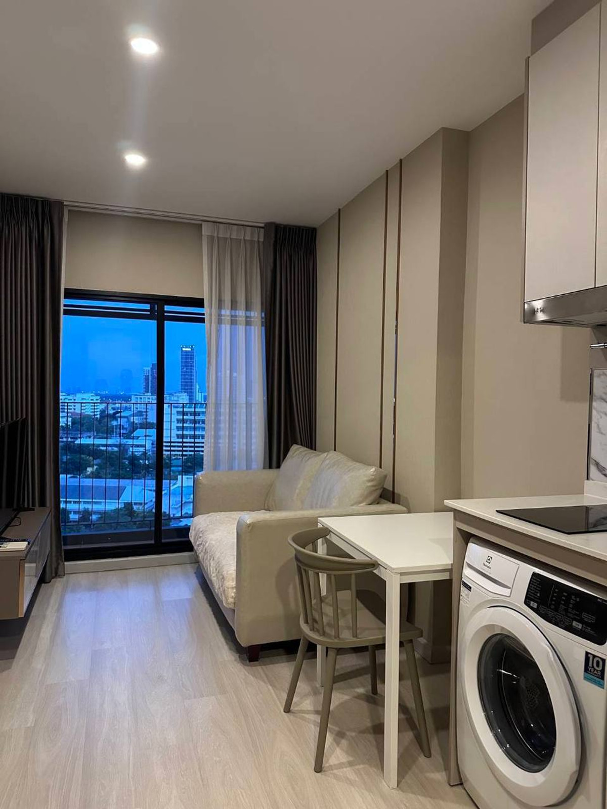 ให้เช่าคอนโดสาทร นราธิวาส : Knightsbridge Prime Sathorn【𝐑𝐄𝐍𝐓】🔥รายละเอียดเนี้ยบ ขับความพรีเมียมทุกมุม🔥 ติดต่อไลน์ไอดี: @hacondo