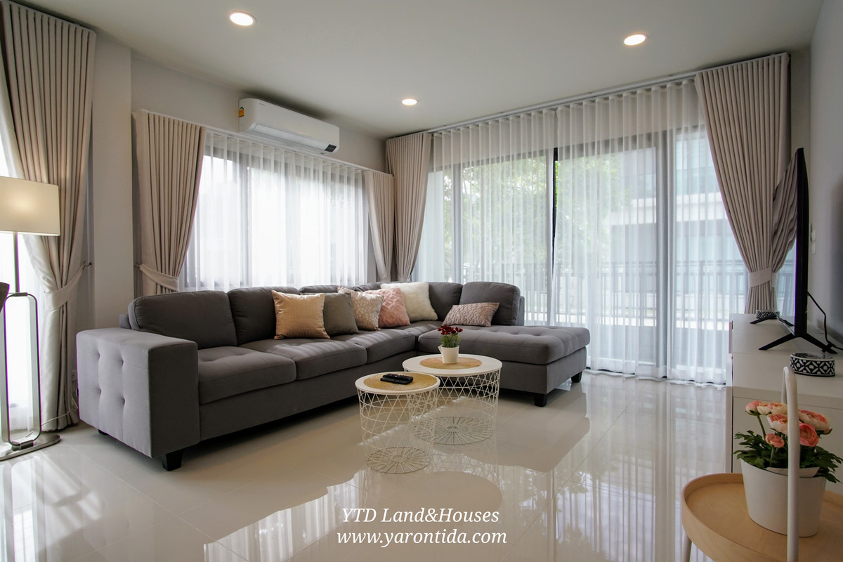 บ้านบางนา แบริ่ง ลาซาล : ขาย/ให้เช่า บ้านเดี่ยว โครงการ Centro บางนา L Size ติดเมกะ-บางนา 