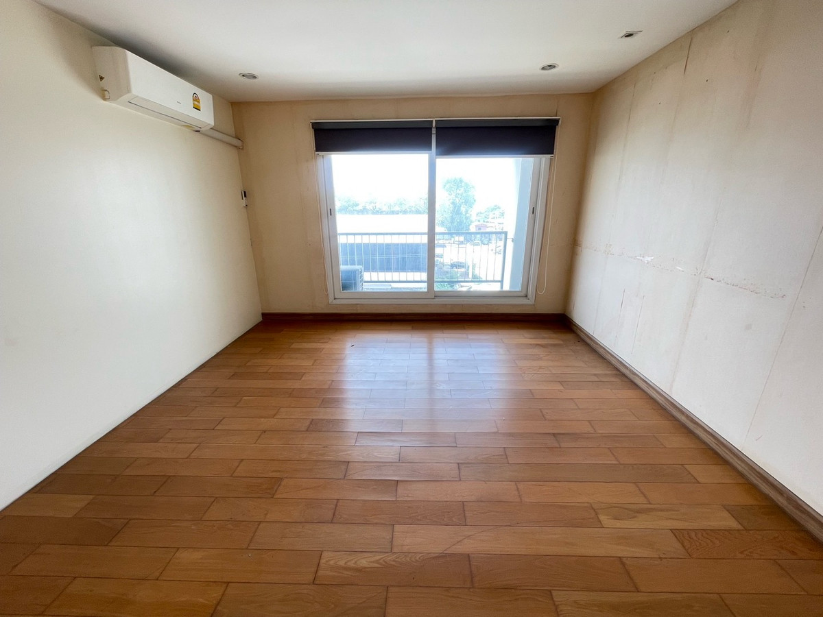 For RentHome OfficeSamut Prakan,Samrong : Premium Home Office for Rent: The Terminal Suvarnabhumi
The Ultimate Strategic Location for Logistics, Import-Export, and Modern Enterprises!