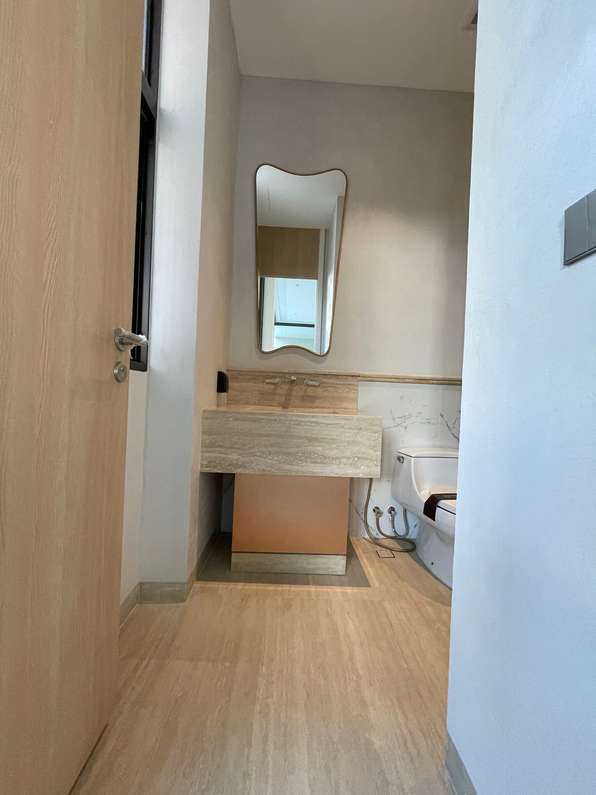 ขายบ้านเลียบทางด่วนรามอินทรา : 🔥 EXCLUSIVE PROMOTION 🔥โอกาสสุดท้ายในการครอบครองในราคาพิเศษที่สุด [ขาย] 💎 Ultra Luxury Show Unit | ELIVA Ekkamai - Eastville 💎 บ้านเดี่ยวหรู 3 ชั้น ดีไซน์ Mid-Century Modern — ความเป็นส่วนตัวสูงสุดเพียง 4 ยูนิตในโครงการ!