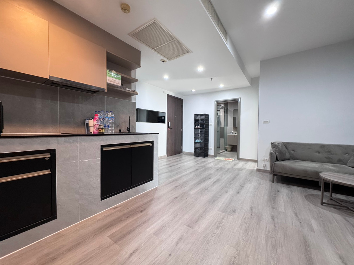 ให้เช่าคอนโดวงเวียนใหญ่ เจริญนคร : ห้องรีโนเวทใหม่ Teal Sathorn Taksin คอนโดติด Bts วงเวียนใหญ่ 2 ห้องนอน เฟอรนิเจ้อครบ ว่างให้เช่าครับ