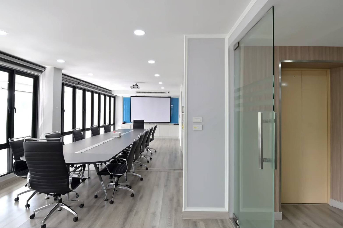 ให้เช่าโฮมออฟฟิศบางนา แบริ่ง ลาซาล : 🔥 ให้เช่า Home Office Luxury บางนา 🔥  ครบ จบ ทั้งออฟฟิศ + ที่พักในที่เดียว! พร้อมใช้งานทันที