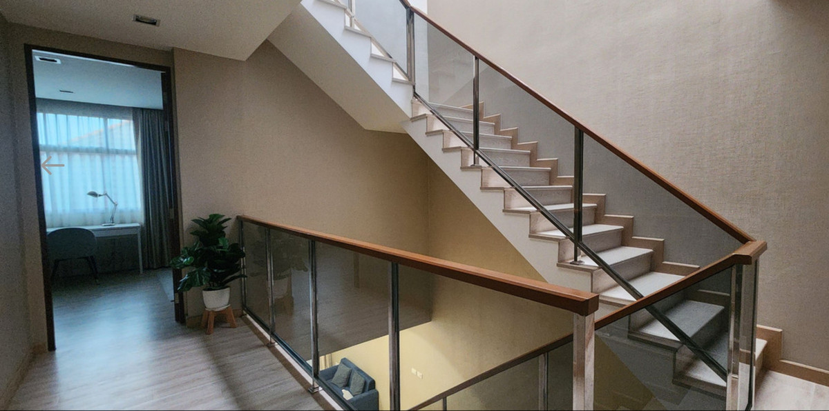 ให้เช่าโฮมออฟฟิศโชคชัย4 ลาดพร้าว71 : โฮมออฟฟิต 4 ชั้น ทำเลดี พร้อมเฟอร์นิเจอร์ ตกแต่งสวยงาม ให้เช่า ย่านลาดพร้าว-โชคชัย4 ใกล้โรงพยาบาลเปาโล โชคชัย 4 เพียง 300 เมตร