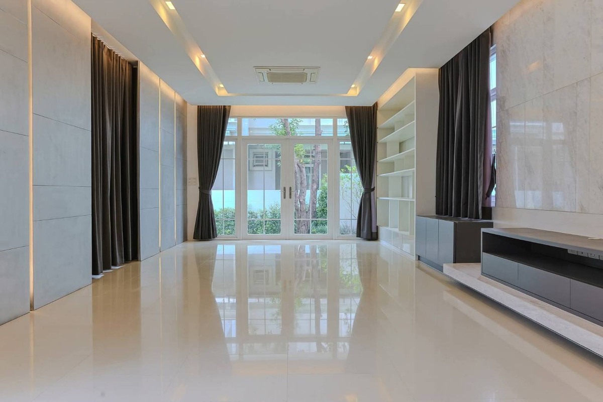 ขายบ้านเกษตร นวมินทร์ ลาดปลาเค้า : S2961 ขายบ้านหรู ทำเลคุณภาพ Grand Crystal เลียบด่วนเอกมัย-รามอินทรา