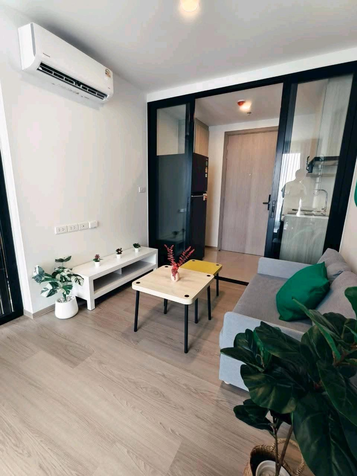 ให้เช่าคอนโดปิ่นเกล้า จรัญสนิทวงศ์ : โครงการใหม่ ห้องมือ 1 เพียง 200 ม MRT บางขุนนท์ พร้อมเข้าอยู่