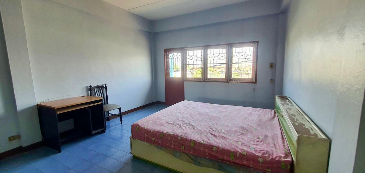 For SaleShop HouseOnnut, Udomsuk : Commercial building, 2 units, Soi Sukhumvit 101/1 / 6 bedrooms (for sale), Commercial Building Sukhumvit 101/1 / 6 Bedrooms (FOR SALE) GNG048