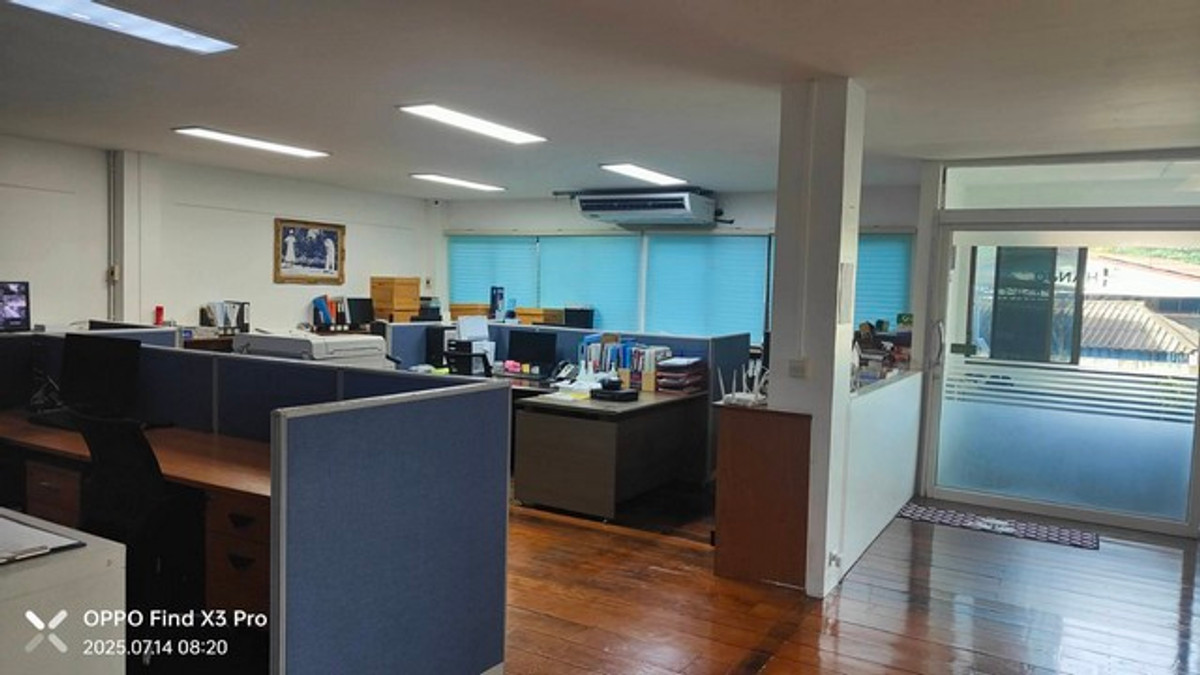 For RentWarehousePattanakan, Srinakarin : HR3361 for sale/rent warehouse with office | Prime location, Chaloem Phrakiat Rama 9, near Suan Luang Rama 9 - Bueng Nong Bon | Connects to the motorway only 15 minutes.