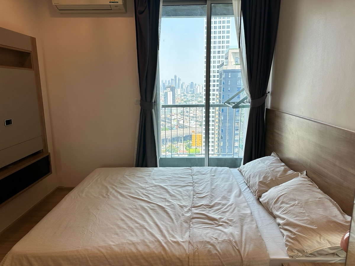 For RentCondoOnnut, Udomsuk : Rhythm Sukhumvit 50 | 3 mins to BTS On Nut High floor , Nice view