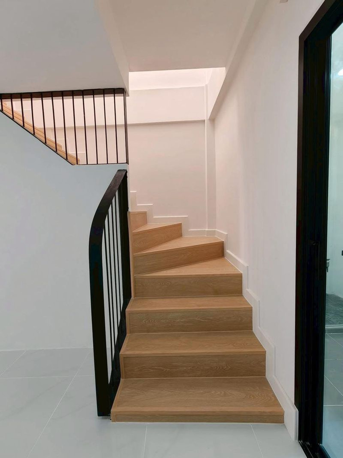 ขายทาวน์โฮมมีนบุรี-ร่มเกล้า : ขายทาวน์โฮม 2 ชั้น หมู่บ้านปรีชา 11 มีนบุรี (Preecha 11 Minburi) ขนาด 16 ตารางวา 2 ห้องนอน ใกล้ MRT สายสีชมพูสถานีเศรษฐบุตรบําเพ็ญ ตกแต่งใหม่ พร้อมอยู่ แขวงมีนบุรี เขตมีนบุรี กรุงเทพมหานคร