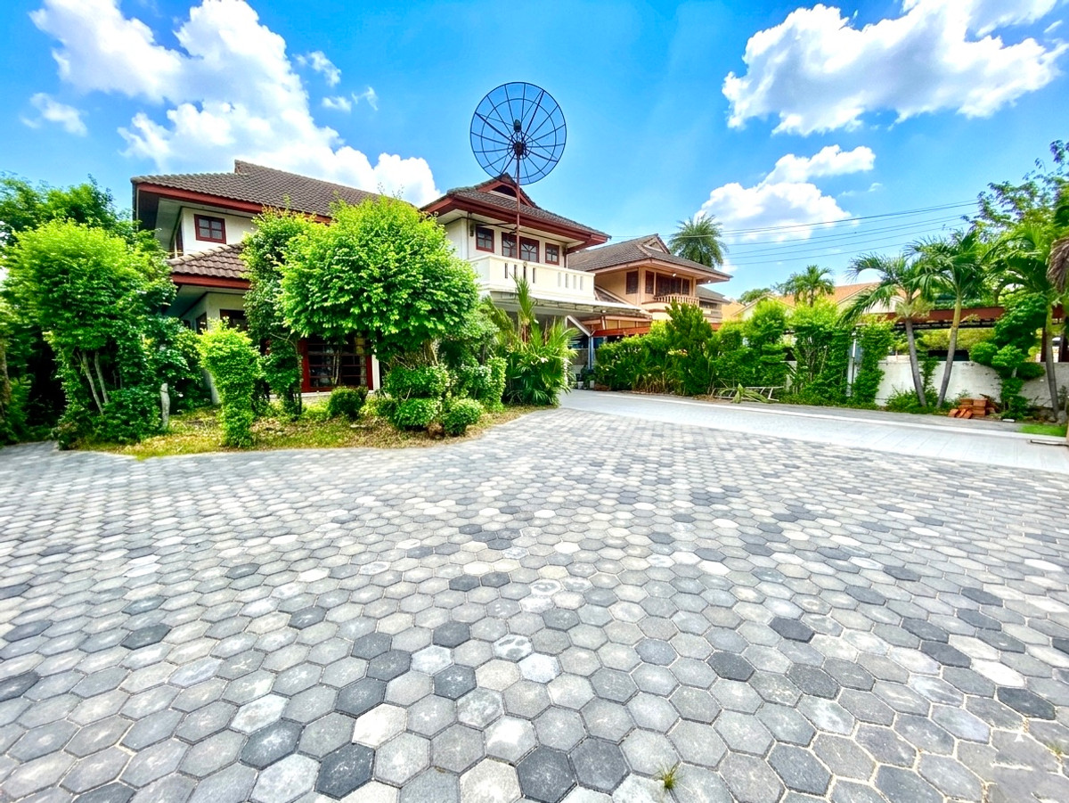 ขายบ้านแจ้งวัฒนะ เมืองทอง : ชวนชื่น บางเขน / 5 ห้องนอน (ขาย), Chuan Chuen Bangkhen / 5 Bedrooms (FOR SALE) BNS071