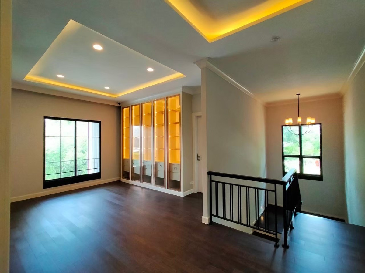 ขายบ้านแจ้งวัฒนะ เมืองทอง : ขายบ้านเดี่ยว บ้านใหม่ เศรษฐสิริ แจ้งวัฒนะ-ประชาชื่น 2 หลังมุม ทิศใต้